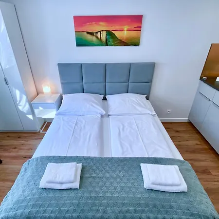 Investrooms Apartman *