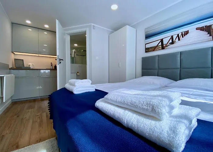 Investrooms アパート